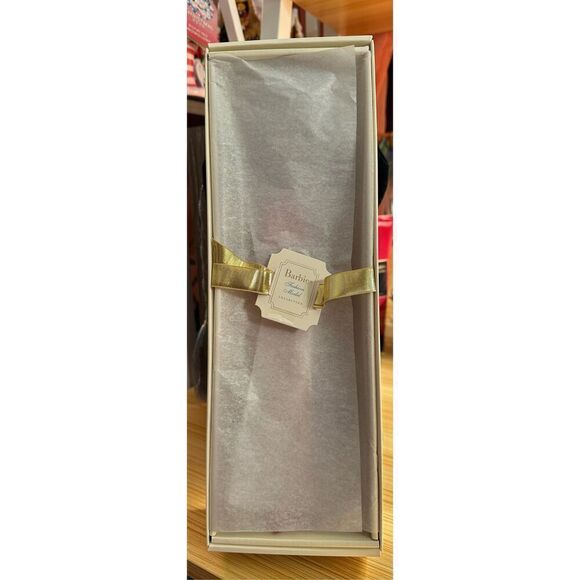 Barbie Fashion Model Collection 2004 Chinoiserie Red Sunset Barbie Doll - Gold L - Picture 5 of 12